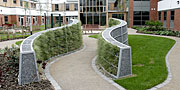 Flowing Walls